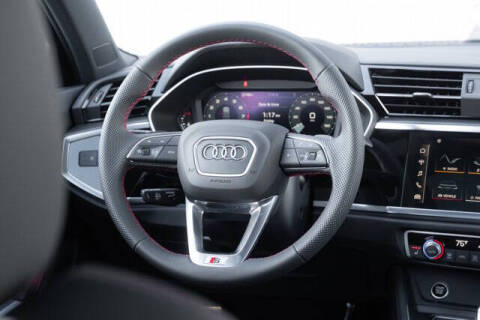 2025 Audi Q3 quattro S line Prem Plus 45 TFSI
