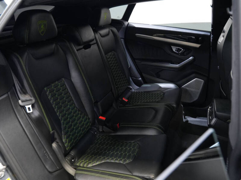 2019 Lamborghini Urus