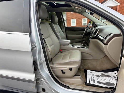 2012 Jeep Grand Cherokee Laredo