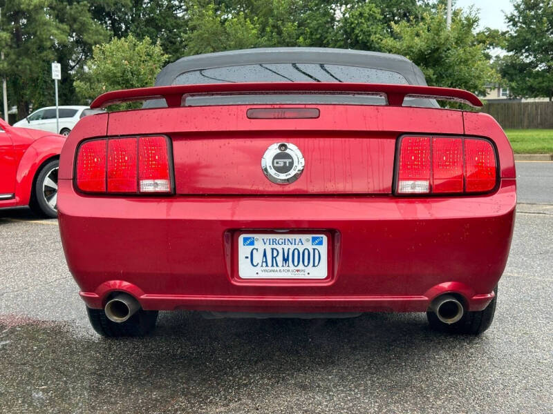 2005 Ford Mustang GT Premium