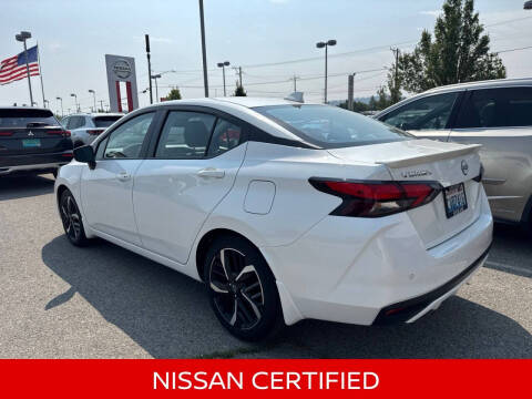 2025 Nissan Versa SR