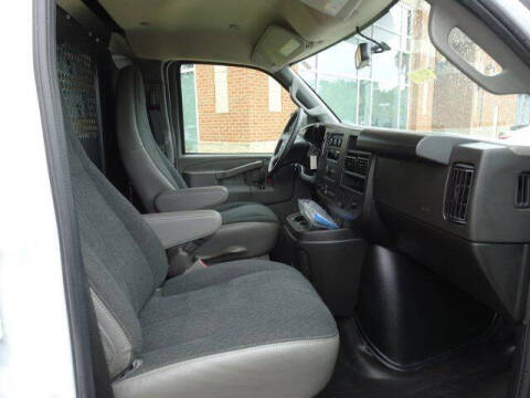 2024 Chevrolet Express 2500