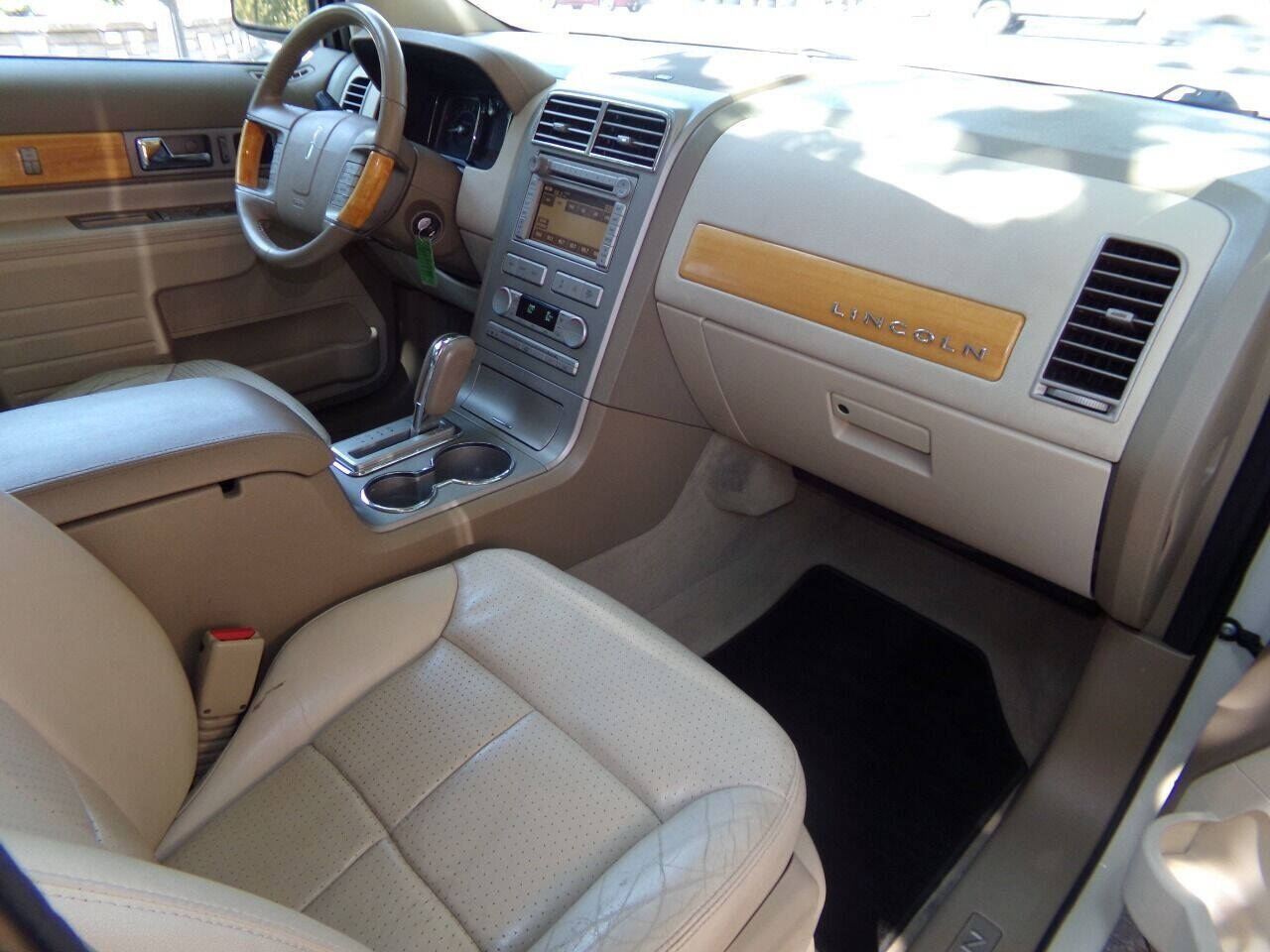 Beige 2007 Lincoln MKX Base AWD 4dr SUV 11