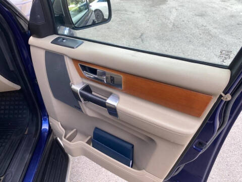 2011 Land Rover LR4