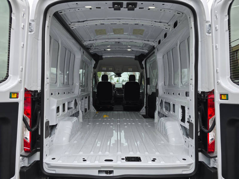 2026 Ford Transit 250