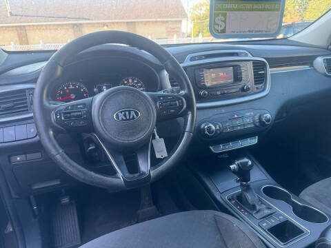 2016 Kia Sorento LX