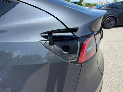 2022 Tesla Model Y Long Range