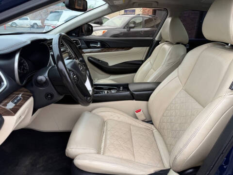 2017 Nissan Maxima Platinum