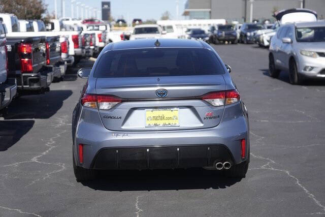 2024 Toyota Corolla Hybrid SE