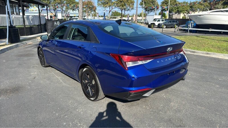 2021 Hyundai Elantra