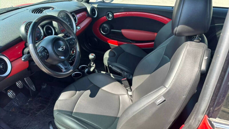 2011 MINI Cooper John Cooper Works