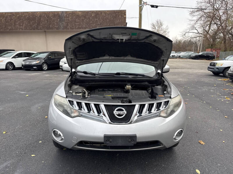 2010 Nissan Murano LE photo 86