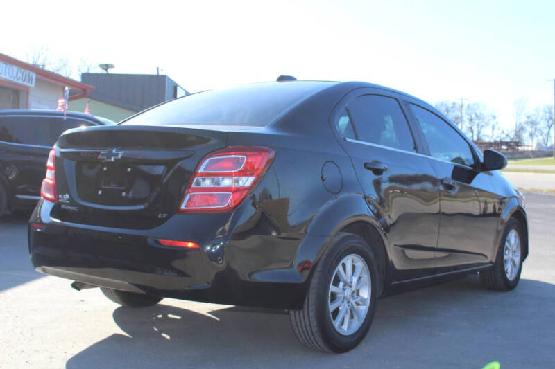 2020 Chevrolet Sonic LT