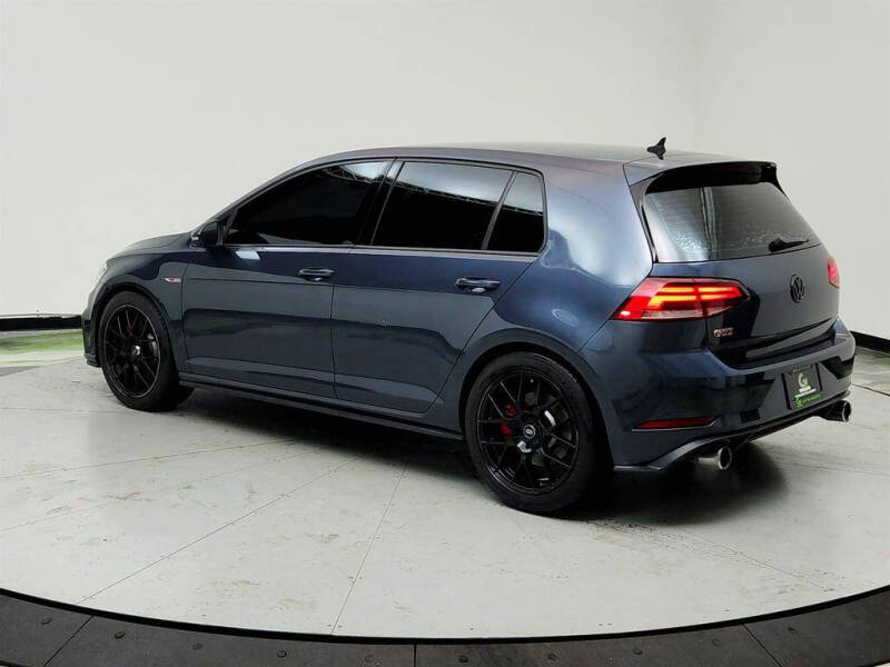 2019 Volkswagen Golf GTI SE