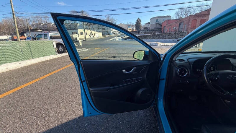 2022 Hyundai Kona Limited