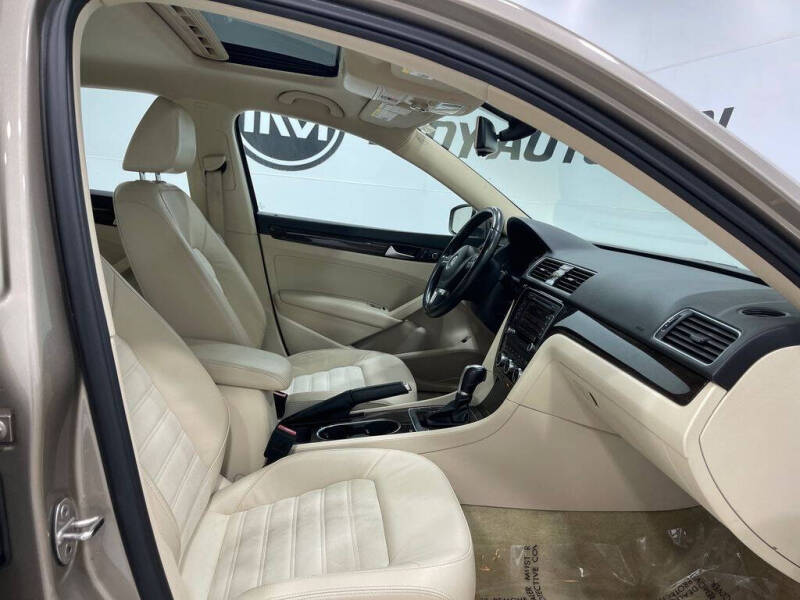 2015 Volkswagen Passat 2.0L TDI SEL Premium