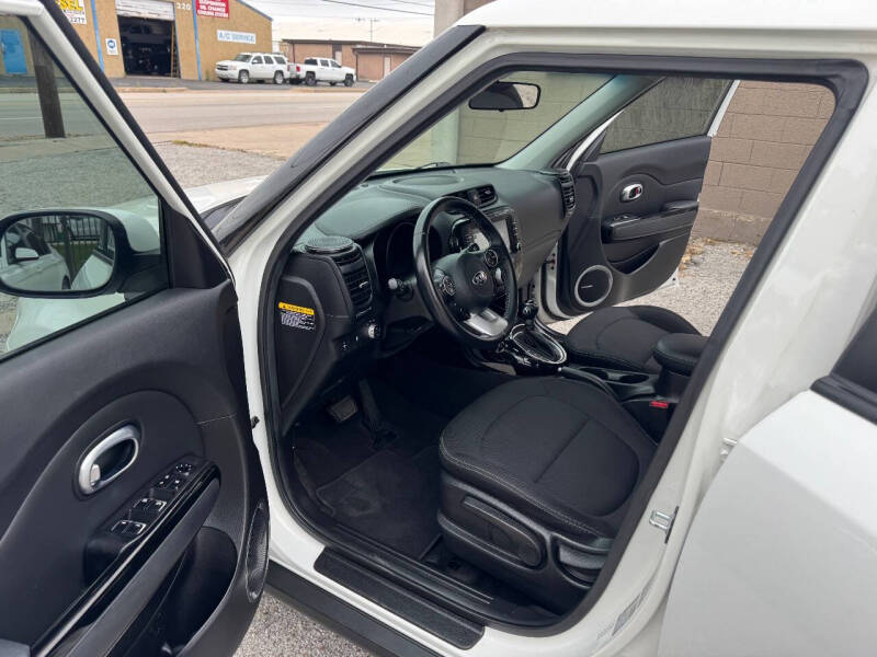 2018 Kia Soul +