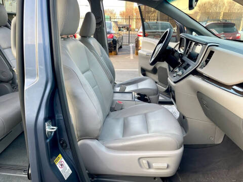 2017 Toyota Sienna