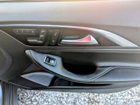 2018 Infiniti QX30 Luxury