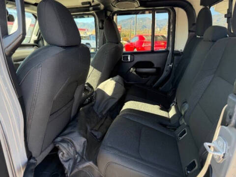 2021 Jeep Gladiator Willys