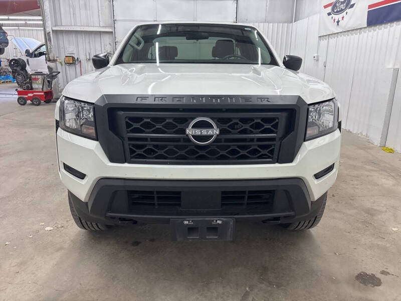 2022 Nissan Frontier S