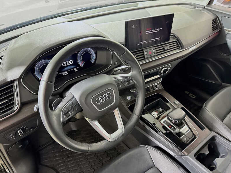2023 Audi Q5 quattro Premium Plus 40 TFSI