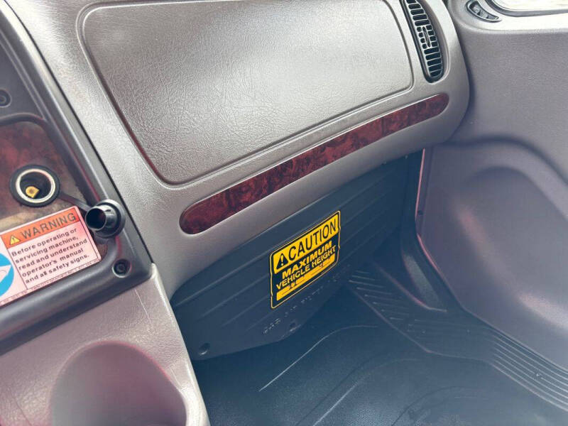 2014 Freightliner M2 106