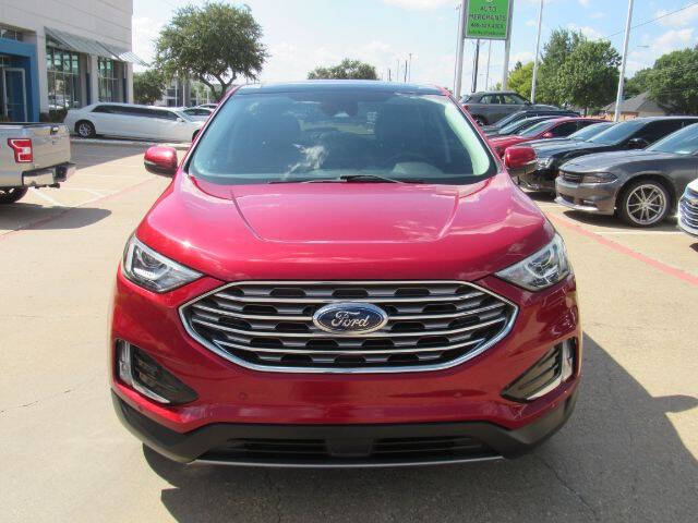 2020 Ford Edge Titanium