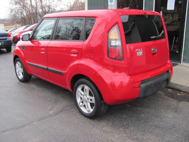 2010 Kia Soul Exclaim photo 2