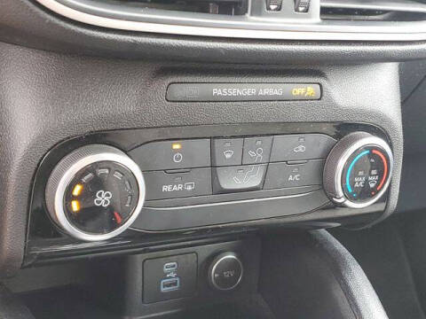 2021 Ford Escape SE