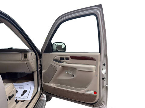 2005 Cadillac Escalade