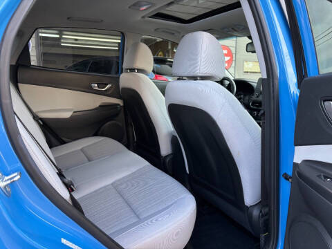 2022 Hyundai Kona SEL