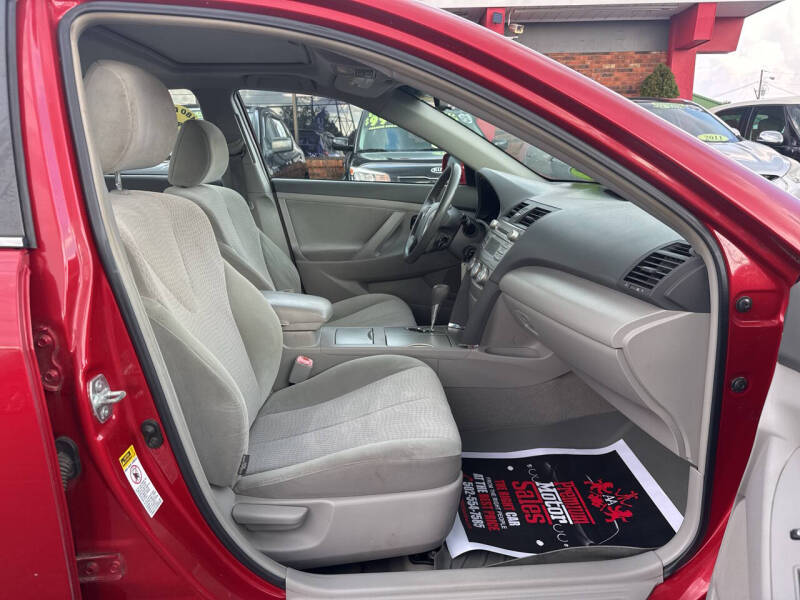 2011 Toyota Camry LE