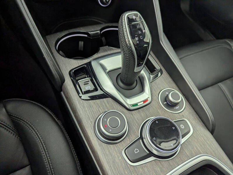 2021 Alfa Romeo Giulia Ti