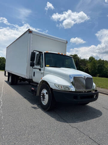 2004 International DuraStar 4300