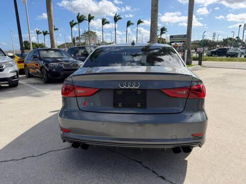 2015 Audi S3 2.0T quattro Prestige