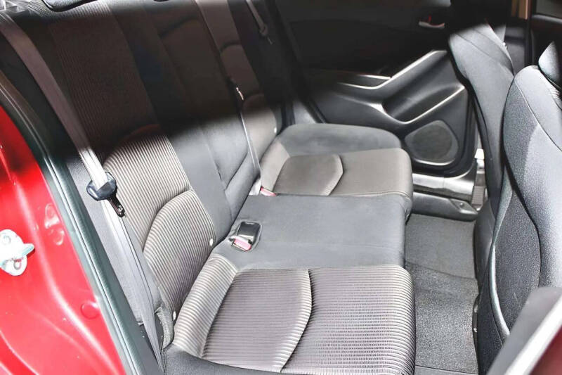 2016 Mazda MAZDA3 i Touring