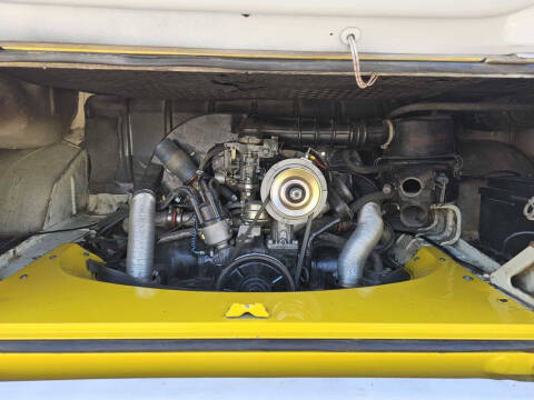 1971 Volkswagen Camper Bus