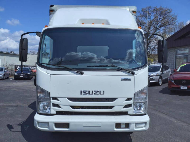 2015 Isuzu box