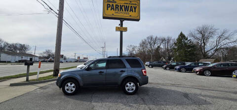 2012 Ford Escape for sale at Parkway Motors in Springfield IL