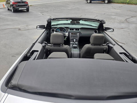 2013 Ford Mustang V6