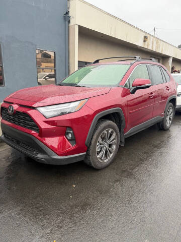 2025 Toyota RAV4 Hybrid XLE Premium