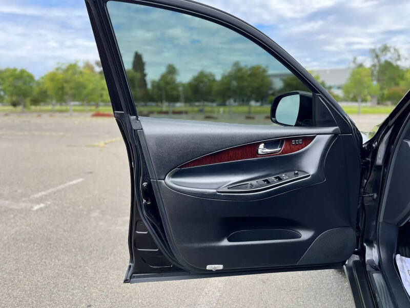 2017 Infiniti QX50