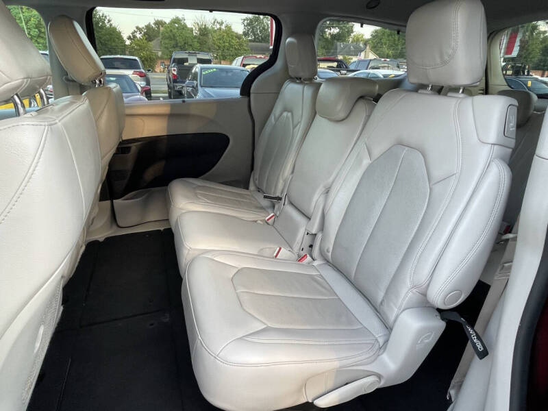 2021 Chrysler Pacifica Touring L