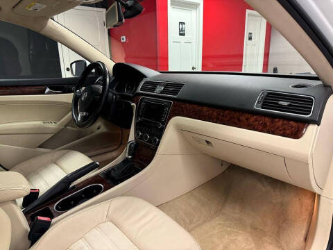 2013 Volkswagen Passat TDI SEL Premium