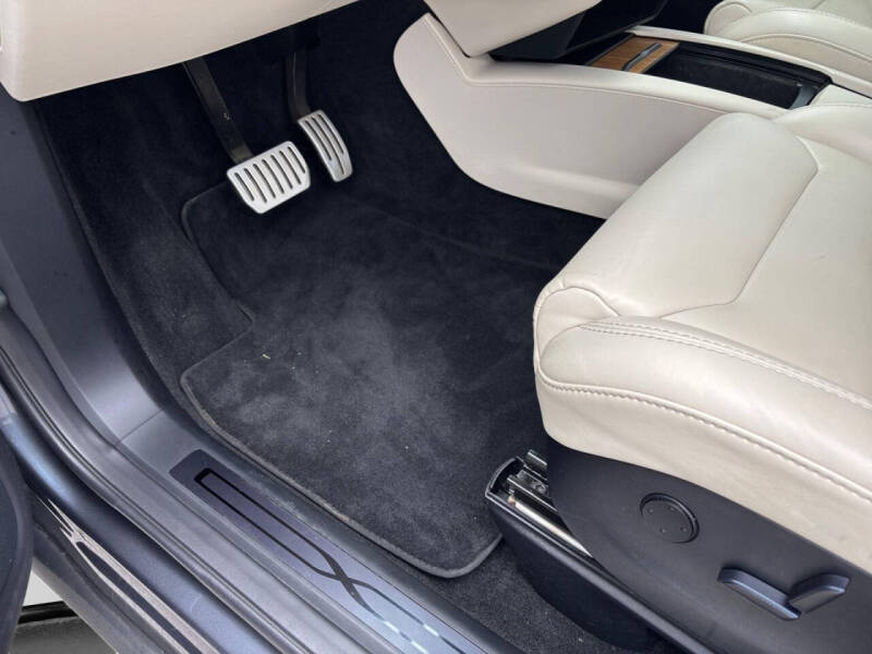 2019 Tesla Model X