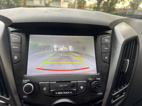 2016 Hyundai Veloster