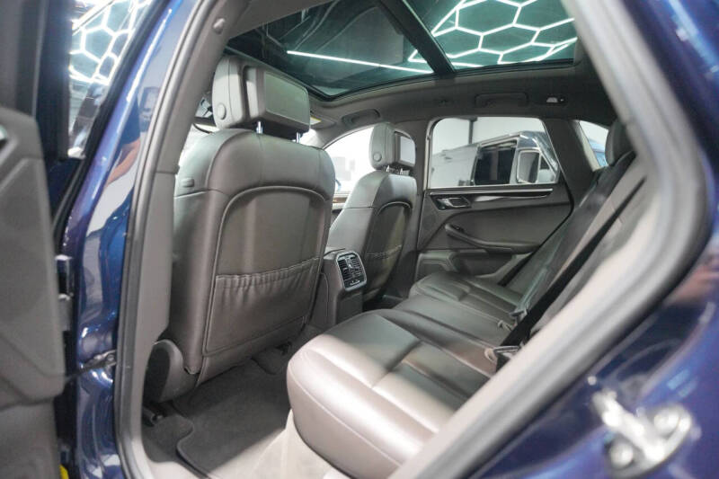 2016 Porsche Macan S