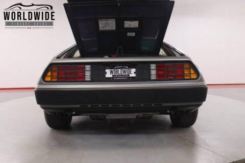 1981 DeLorean DMC-12