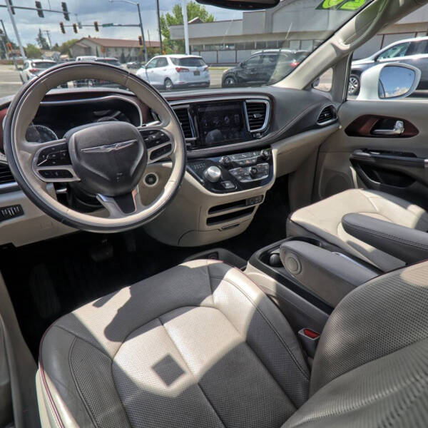 2020 Chrysler Pacifica Limited